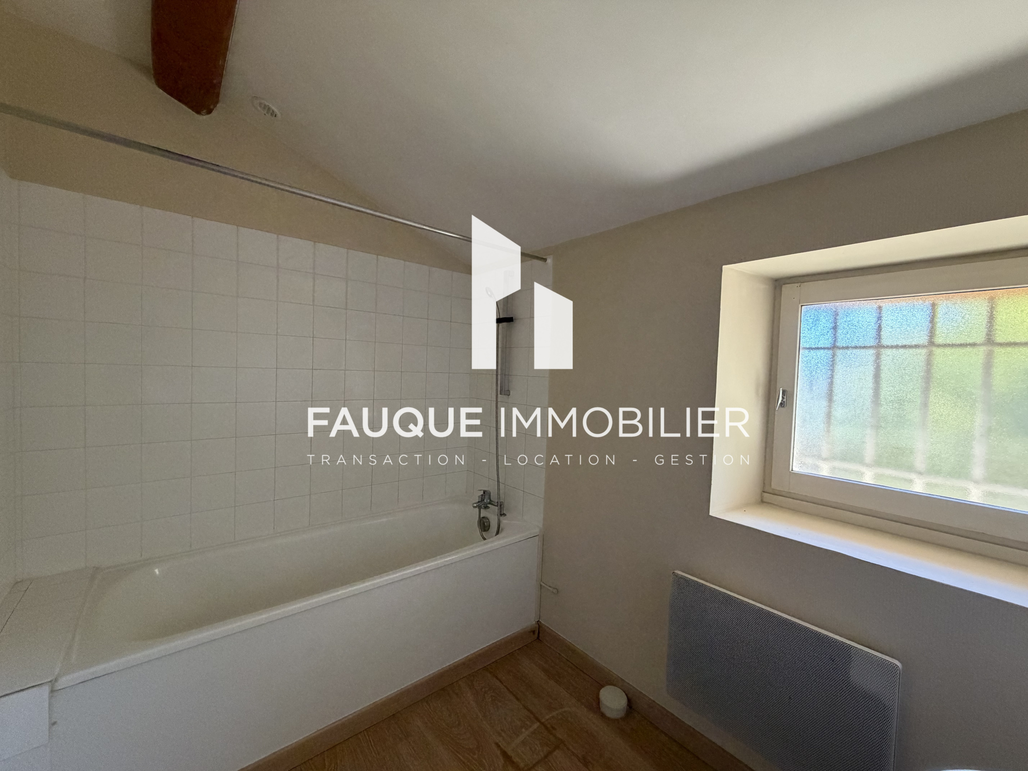 Maison 3 pièces - 66m2 + 86 m2 à aménager